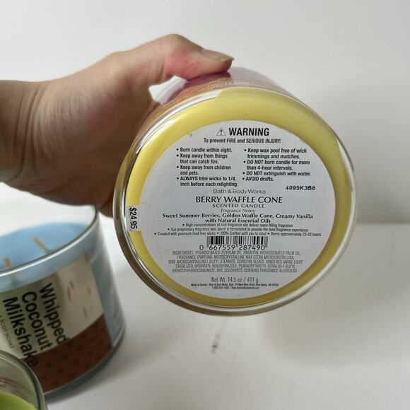 Bath & Body Works Candles Whipped Coconut Milkshake Lemonade & Berry Waffle Cone - Picture 6 of 8
